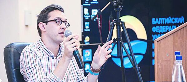 Андрей Стариков - экономист, политический аналитик - Sputnik Латвия