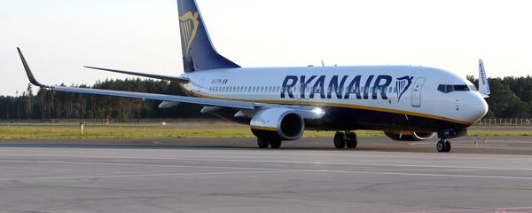 Самолет Ryanair в аэропорту Рига - Sputnik Латвия