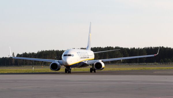 Самолет Ryanair в аэропорту Рига - Sputnik Латвия