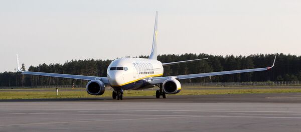 Самолет Ryanair в аэропорту Рига - Sputnik Латвия