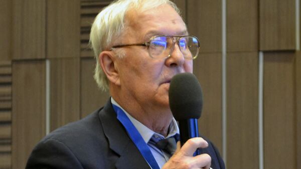 Член Совета Центра экологической политики России Меньшиков Валерий Федорович - Sputnik Латвия