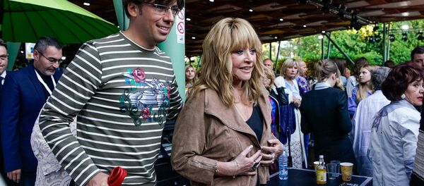 Пугачёва на фестивале Лаймы Вайкуле в Юрмале - Sputnik Латвия