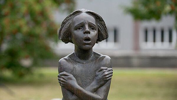 Памятник пропавшим детям в Вильнюсе - Sputnik Латвия