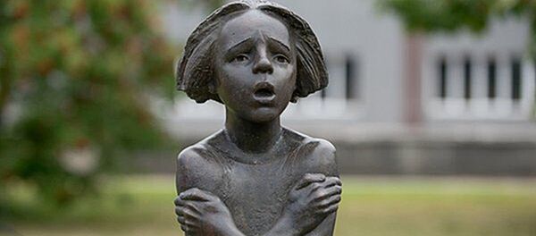 Памятник пропавшим детям в Вильнюсе - Sputnik Латвия