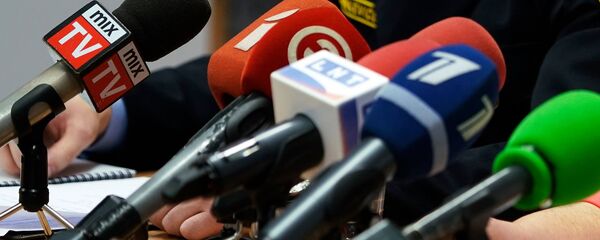 Микрофоны латвийских телеканалов Микрофоны латвийских телеканалов - Sputnik Latvija