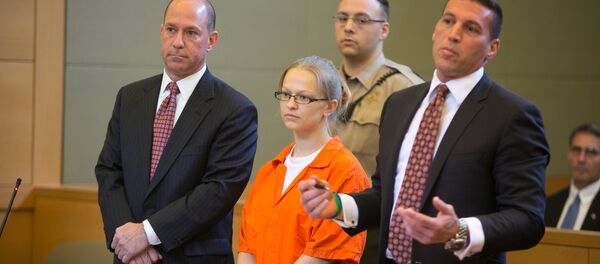 Ангелика Грасвалд выступает в суде - Sputnik Латвия