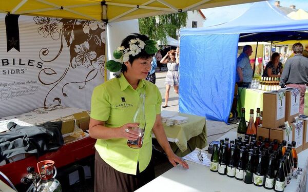 Праздник вина в Сабиле Праздник вина в Сабиле - Sputnik Латвия