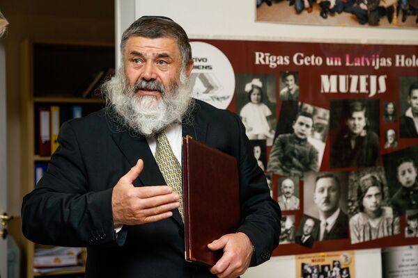 Раввин Менахем Баркахан Раввин Менахем Баркахан - Sputnik Латвия