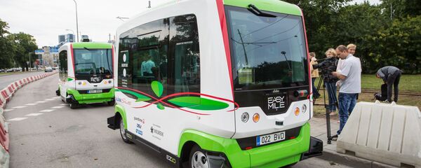 Открытие линии беспилотных автобусов в Таллинне - Sputnik Латвия