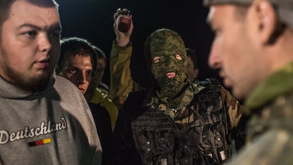 Стритрейсеры на ночных рейдах по поиску банды ГТА - Sputnik Латвия