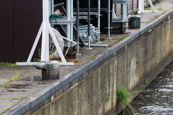 На территории ночного клуба имеется спасательный круг - Sputnik Латвия