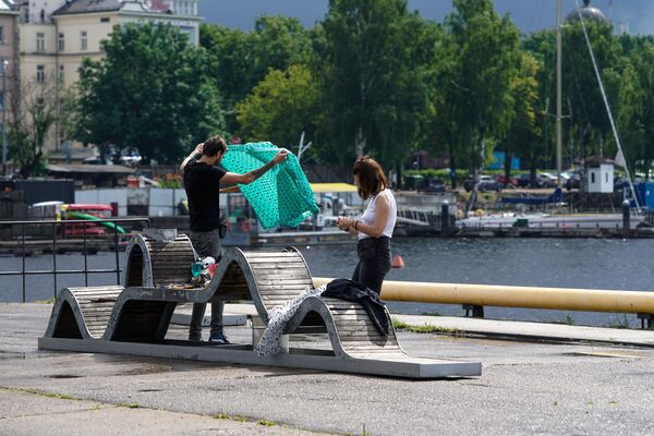 Причал на Андрейсале популярное место отдыха у рижан - Sputnik Латвия