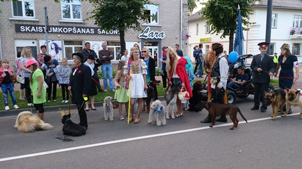 Псковская делегация с официальным визитом посетила Резекне Псковская делегация с официальным визитом посетила Резекне - Sputnik Латвия