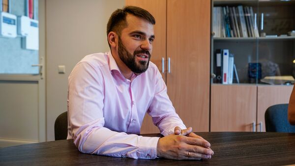 Артем Фокеев - производственный директор RK Machinery - Sputnik Латвия