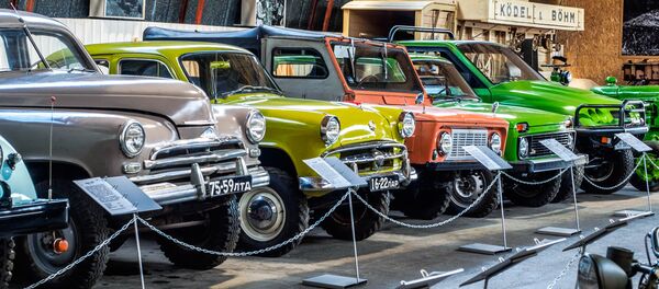 Ретро автомобиль - Sputnik Латвия