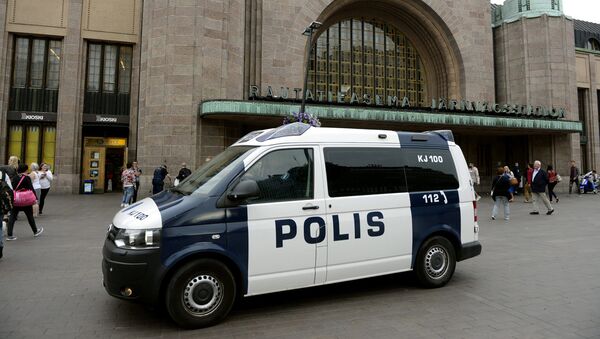 Полиция Финляндии на месте происшествия на железнодорожном вокзале в Турку - Sputnik Латвия