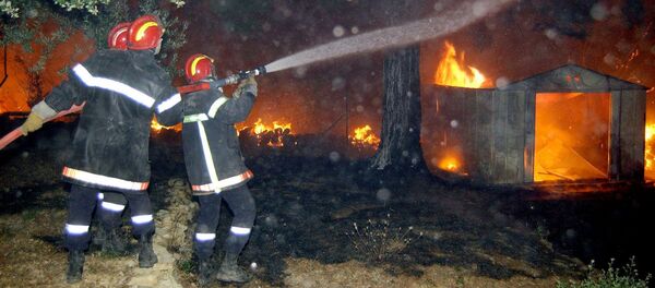 Лесной пожар рядом с Марселем, архивное фото Лесной пожар рядом с Марселем, архивное фото - Sputnik Latvija