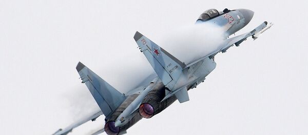 Krievijas GKS iznīcinātājs Su-35 Krievijas GKS iznīcinātājs Su-35 - Sputnik Latvija