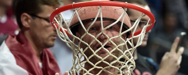 Болельщики сборной Латвии во время чемпионата Европы по баскетболу Евробаскет-2017 - Sputnik Латвия