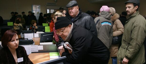 На ярмарке вакансий в Центре занятости населения во Владимире На ярмарке вакансий в Центре занятости населения во Владимире - Sputnik Latvija