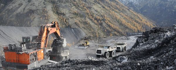 Добыча угля на Апсатском угольном месторождении в Забайкальском крае Добыча угля на Апсатском угольном месторождении в Забайкальском крае - Sputnik Latvija