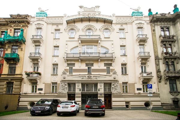 Дом архитектора Михаила Эйзенштейна по адресу ул. Альберта 4 - Sputnik Латвия
