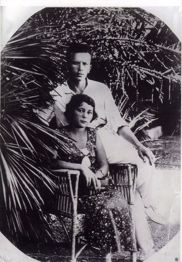 Бабушка Татьяны Элеонора и дедушка Жозеф Бабушка Татьяны Элеонора и дедушка Жозеф - Sputnik Латвия