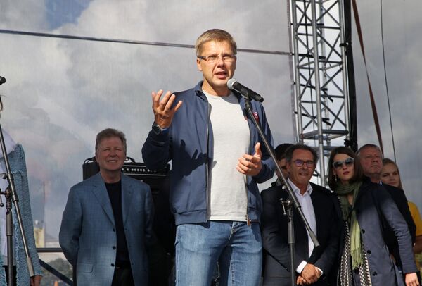 Мэр Риги Нил Ушаков на открытии спортивного квартала Мэр Риги Нил Ушаков на открытии спортивного квартала - Sputnik Латвия