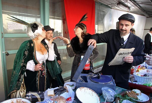 Вождь мирового пролетариата на флешмобе выглядит как добрый жулик - Sputnik Латвия