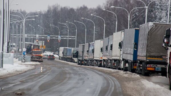 Грузовые машины на границе Литвы и Беларуси - Sputnik Латвия
