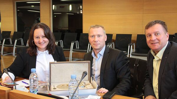 Представитель оружейной компании Златоуст Олег Трубин Представитель оружейной компании Златоуст Олег Трубин - Sputnik Латвия