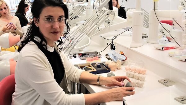 Создатель International Dental Aestetic School Наталья Орлова - Sputnik Латвия