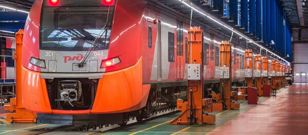 Презентация обновленного электропоезда Ласточка - Sputnik Латвия