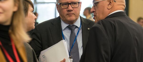 Министр экономики Латвии Арвилс Ашераденс Министр экономики Латвии Арвилс Ашераденс - Sputnik Latvija