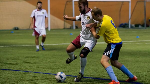 Любительский чемпионат по корпоративному футболу - Sputnik Латвия