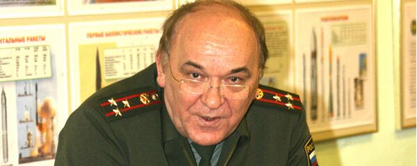 Российский эксперт, военный обозреватель, полковник в отставке Виктор Баранец Российский эксперт, военный обозреватель, полковник в отставке Виктор Баранец - Sputnik Latvija