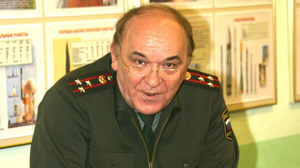 Российский эксперт, военный обозреватель, полковник в отставке Виктор Баранец - Sputnik Latvija