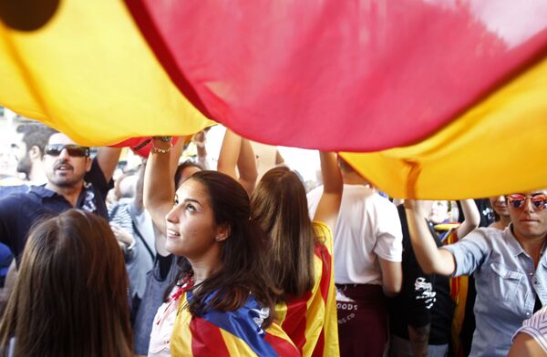 Всеобщая забастовка в поддержку референдума о независимости Каталонии в Барселоне - Sputnik Латвия