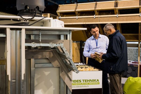 Теплоэффективность - одна из главных тем выставки Среда и энергия Теплоэффективность - одна из главных тем выставки Среда и энергия - Sputnik Латвия