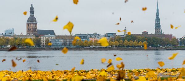 Золотая осень на рижских улицах Золотая осень на рижских улицах - Sputnik Латвия