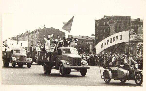 Фестиваль молодежи и студентов 1957 года в Москве в объективе Вильберта Веберга. Экспозиция Музея Москвы - Sputnik Латвия