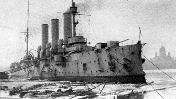 Крейсер Аврора в 1917 году - Sputnik Латвия