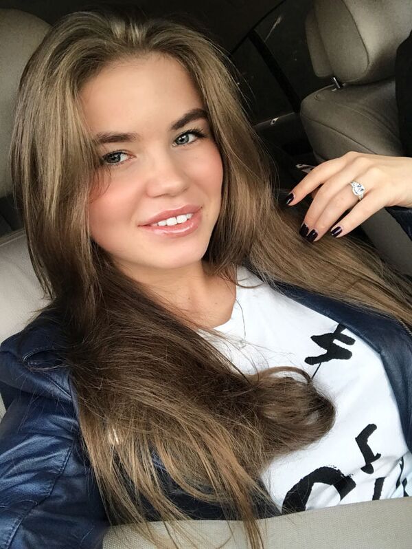 Латвийская участница конкурса Улыбка Вселенной Диана Яковлева - Sputnik Латвия