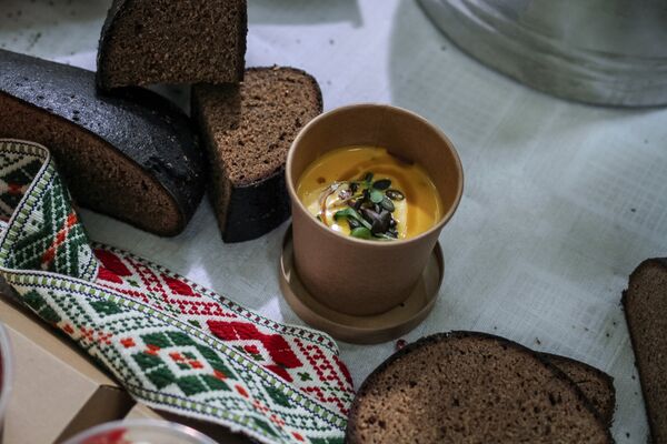 Подслащенный ржаной хлеб - Sputnik Латвия