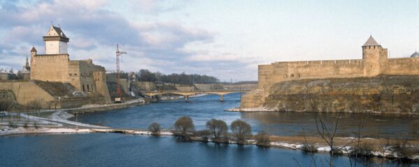 Нарвский замок и Ивангородская крепость - Sputnik Латвия