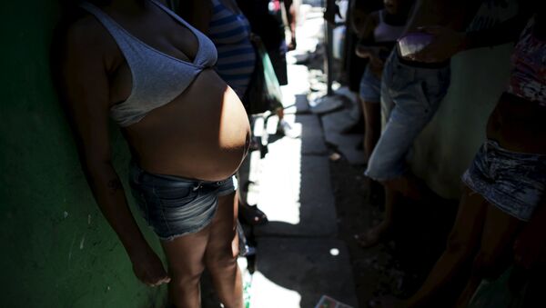 Беременные женщины в Бразилии - Sputnik Латвия