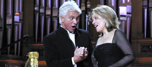 Д. Хворостовский и Р.Флеминг на концерте Д. Хворостовский и Р.Флеминг на концерте - Sputnik Латвия