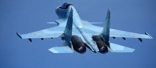 Истребитель Су-30, архивное фото - Sputnik Латвия