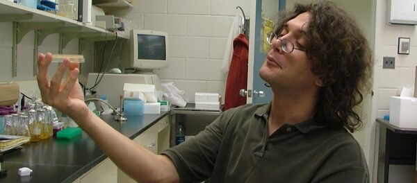 Заведующий лабораторией молекулярной микробиологии СПбПУ Константин Северинов - Sputnik Латвия