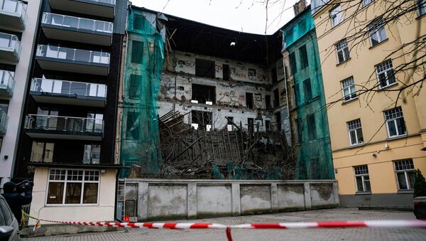 Обрушение здания в центре Риги - Sputnik Латвия